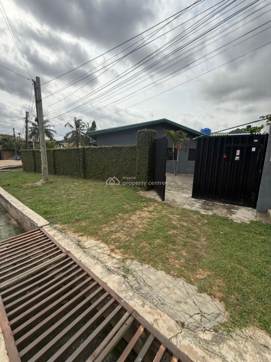 Fantastic Land with Well Maintained *bungalow* Vacant Property on *c, Gra Phase 1, Magodo, Lagos, Detached Bungalow for Sale
