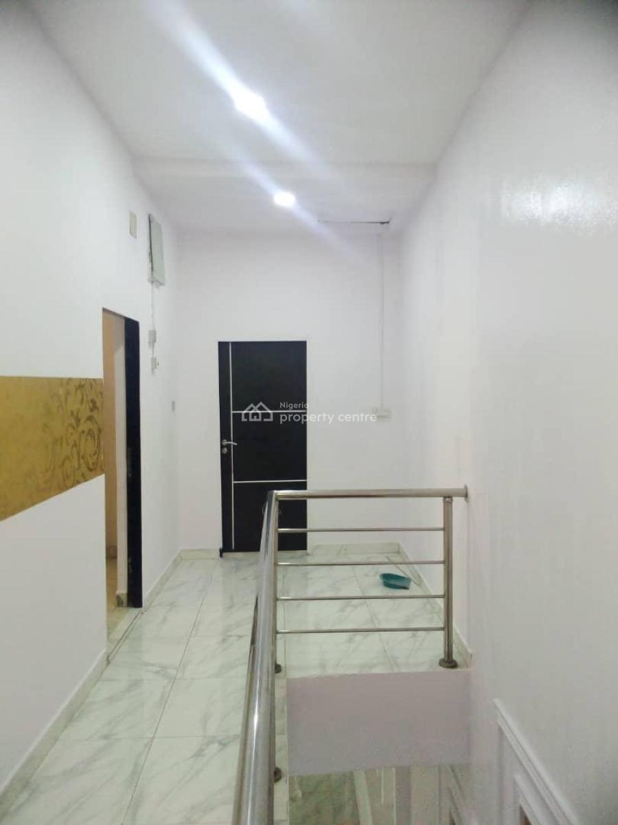 Distress Auction 5 Bedroom Semi-detached Duplex, West End Estate Ikota Vila  Estate, Lekki, Lagos, Semi-detached Duplex for Sale