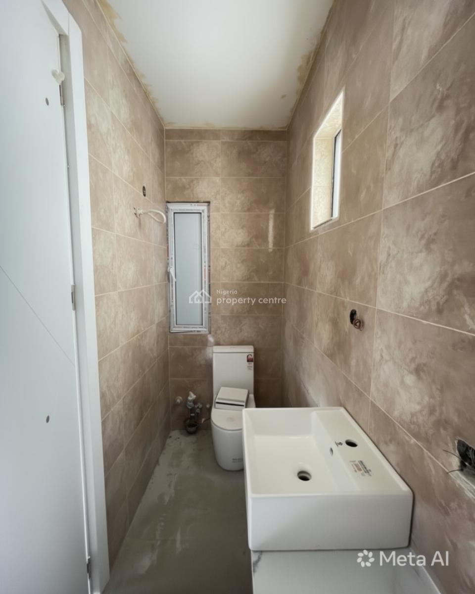 2 Bedroom Apartment, Lekki Phase 1, Lekki, Lagos, House for Sale