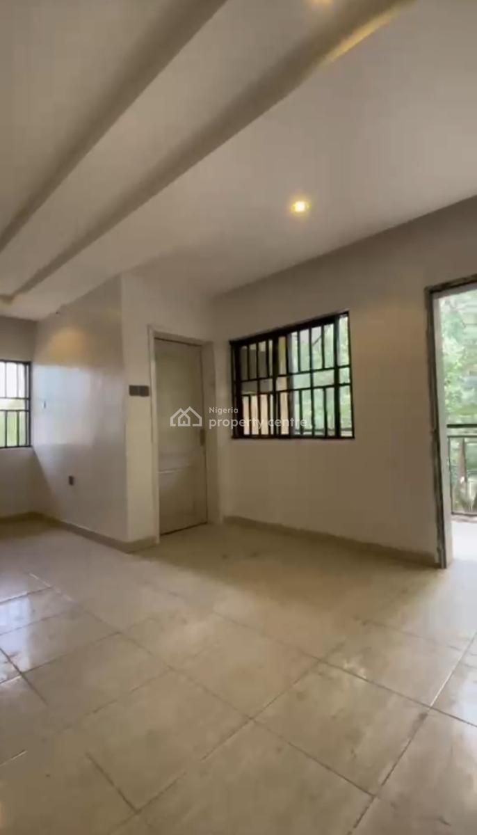 Clean 3bedroom Flat. Pay& Packin 2nd Floor,  Fully Tarred Rd, By Gtb(tarred Rd), Jabi, Abuja, Flat / Apartment for Rent
