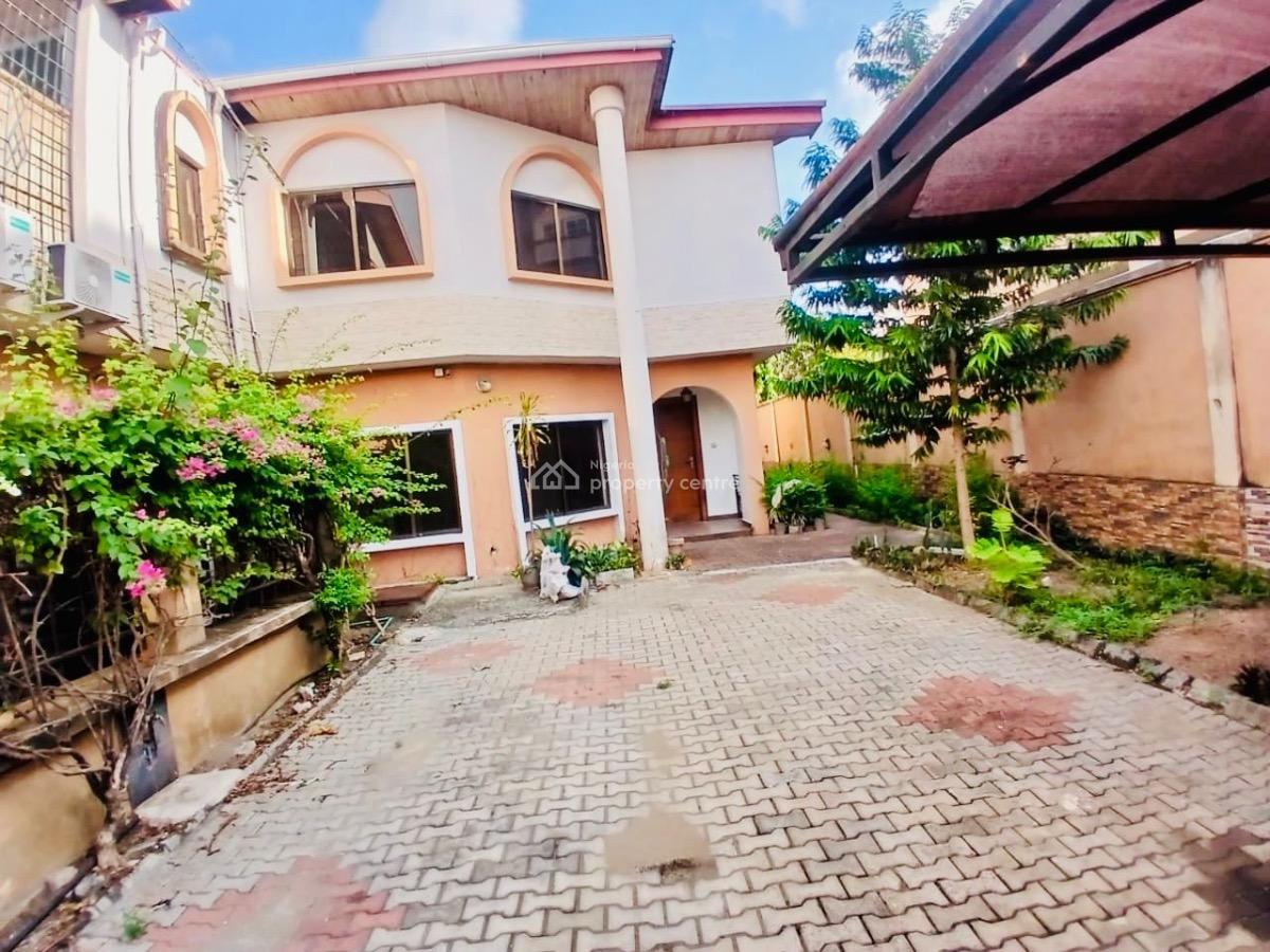 Spacious 4 Bedroom Semi Detached House with a Room Bq, Off Admiralty Lekki Phase 1, Lekki Phase 1, Lekki, Lagos, House for Rent