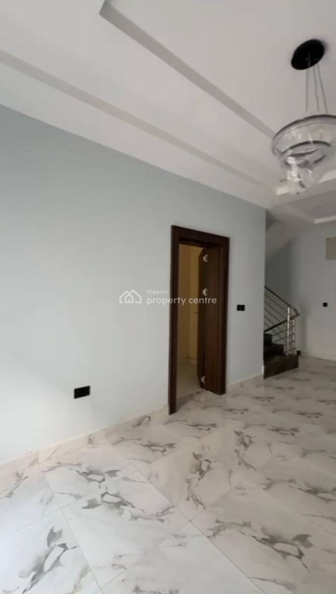4-bedroom Terrace Duplex in Gaduwa By Gaat School, Gaduwa, Abuja, Terraced Duplex for Sale