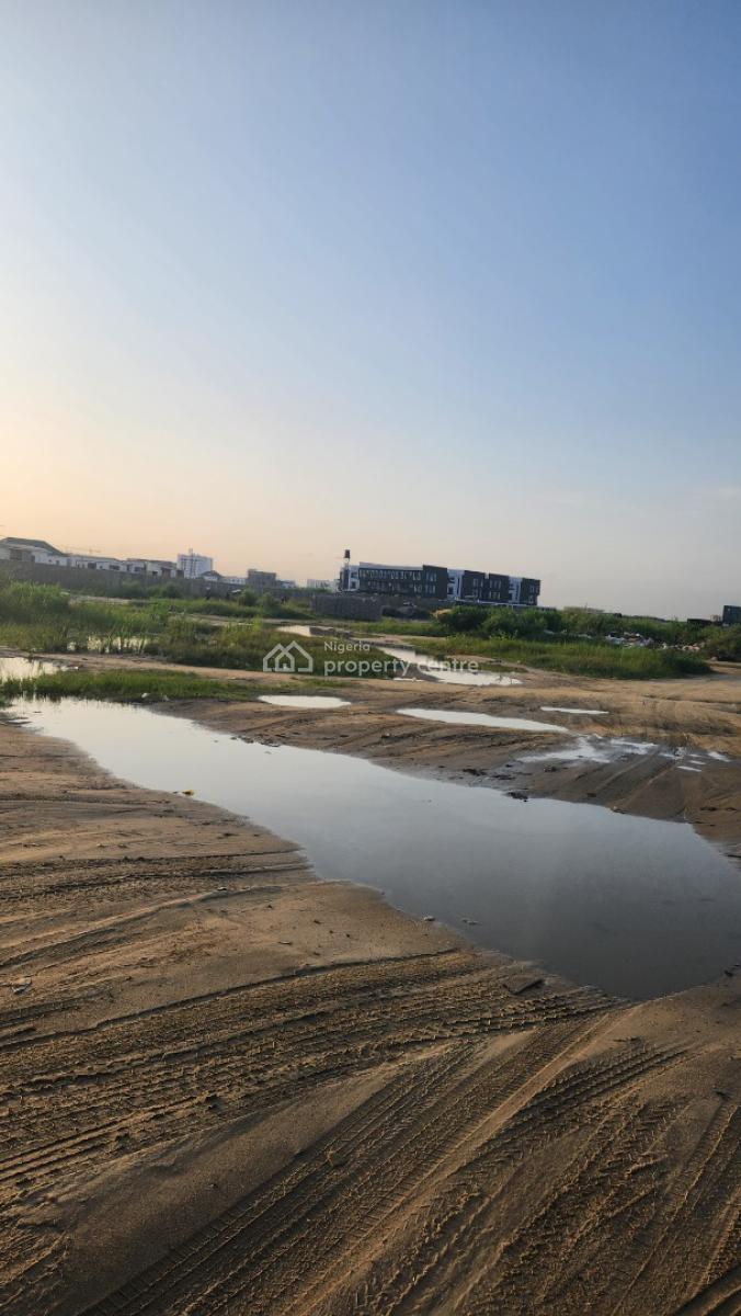 a Massive Bare Land Measuring 9.3 Hectares, Beside Cowrie Creek, Ikate Elegushi, Lekki, Lagos, Residential Land for Sale