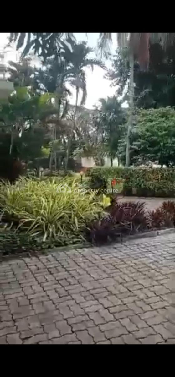 a Lerge Landed Property with an Old Building on It., Old Ikoyi, Ikoyi, Lagos, Residential Land for Sale