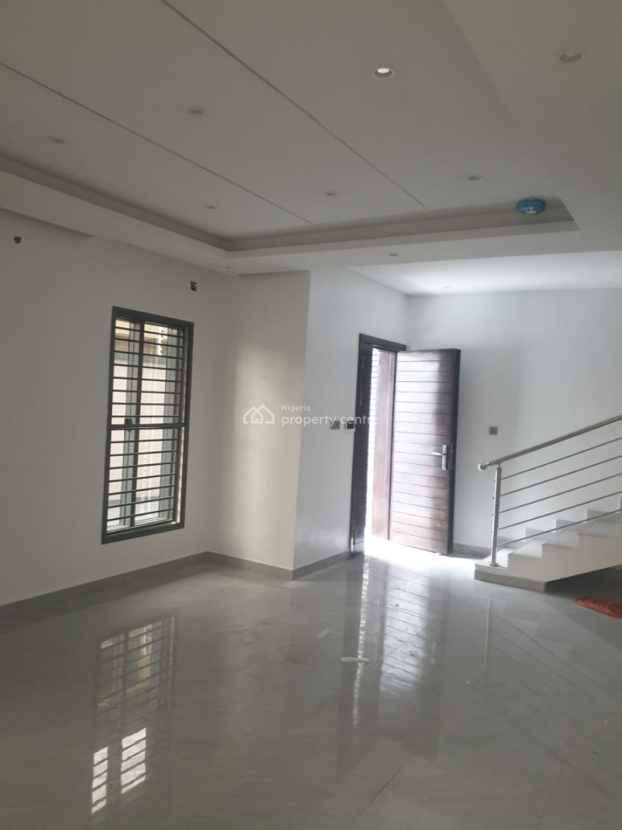 4 Bedrooms Terrace Duplex, Abiola  Estate Cmd Road, Magodo, Lagos, Terraced Duplex for Rent