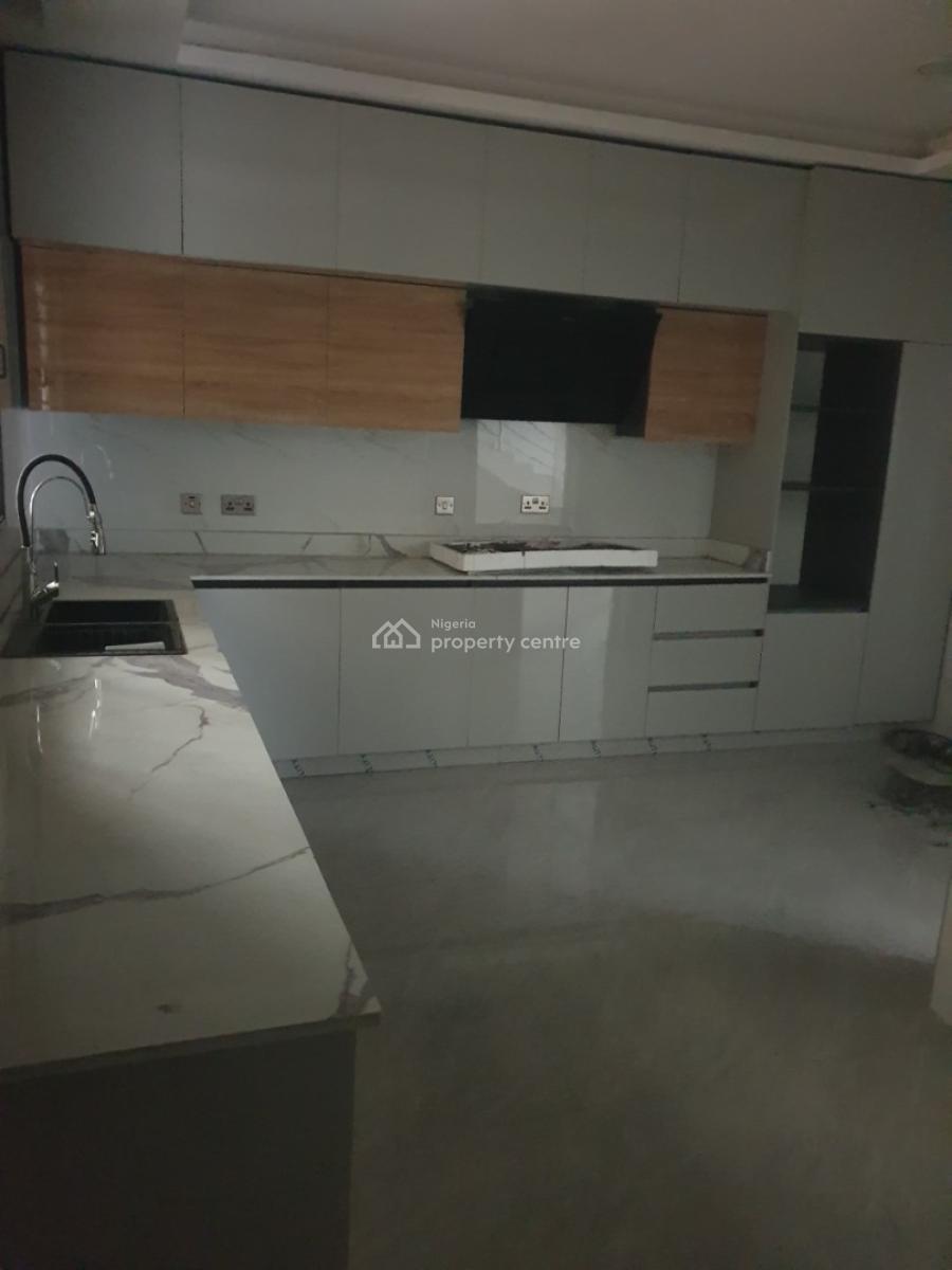 4 Bedrooms Terrace Duplex, Abiola  Estate Cmd Road, Magodo, Lagos, Terraced Duplex for Rent