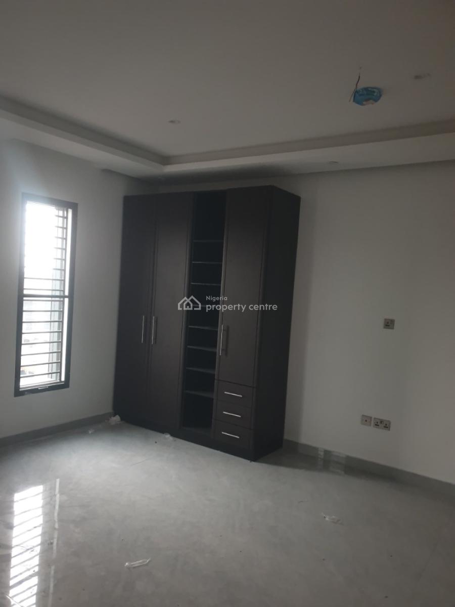 4 Bedrooms Terrace Duplex, Abiola  Estate Cmd Road, Magodo, Lagos, Terraced Duplex for Rent