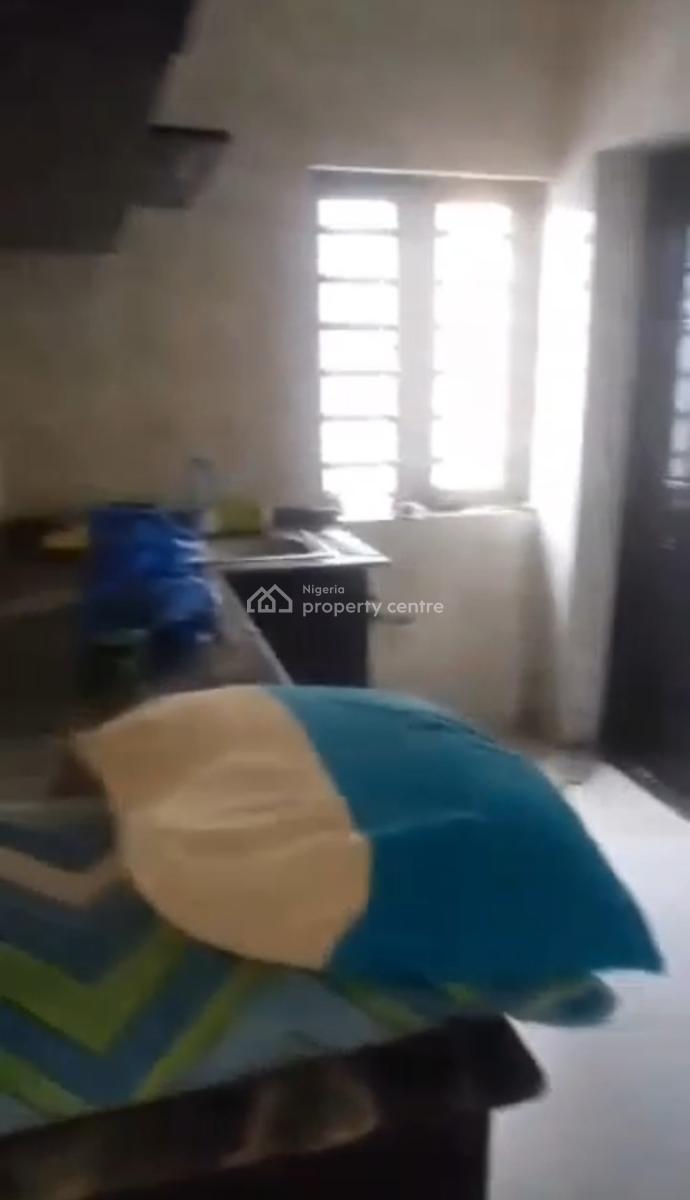 Luxury 2 Bedrooms Flat Apartment Upstairs, Elesekan, Ibeju, Lagos, Flat / Apartment for Rent