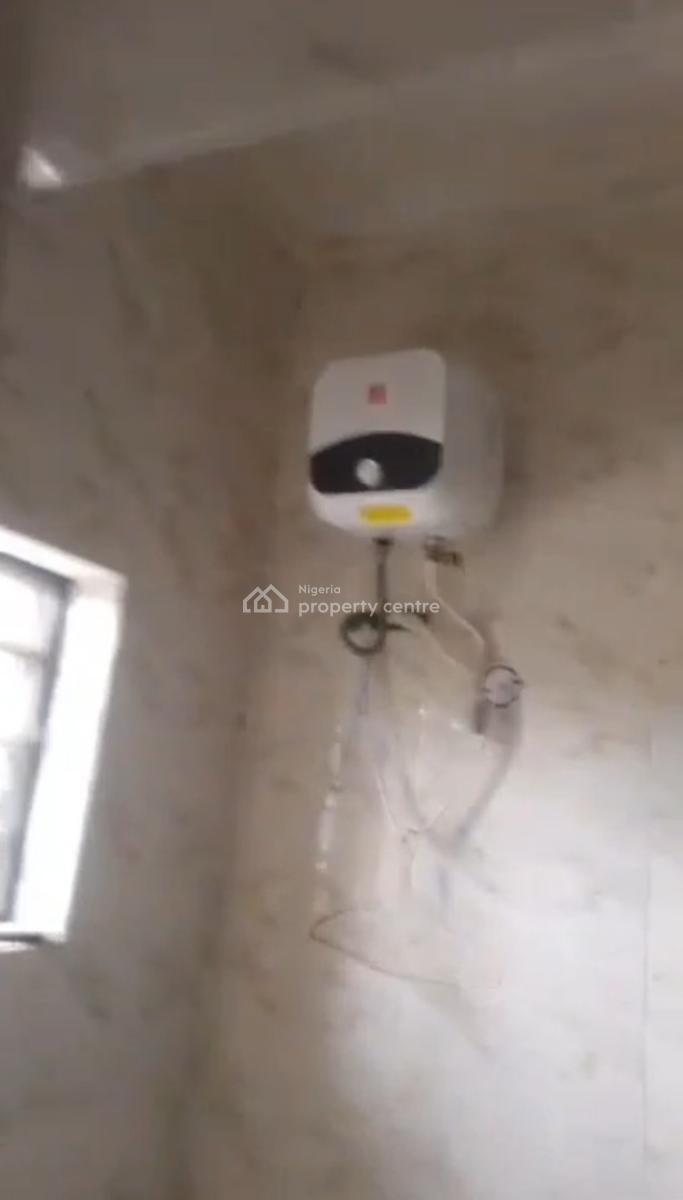 Luxury 2 Bedrooms Flat Apartment Upstairs, Elesekan, Ibeju, Lagos, Flat / Apartment for Rent
