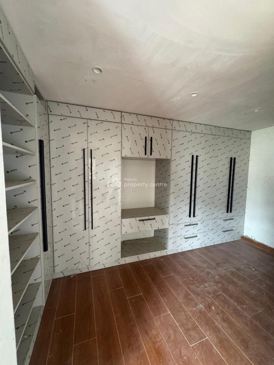 Exquisitely Detailed 3bedroom Spacious Apartment, Old Ikoyi, Ikoyi, Lagos, Flat / Apartment for Sale