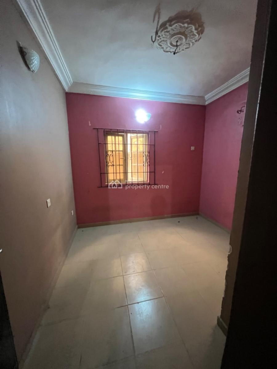 Clean 3 Bedrooms Flat, Agungi, Lekki, Lagos, Flat / Apartment for Rent
