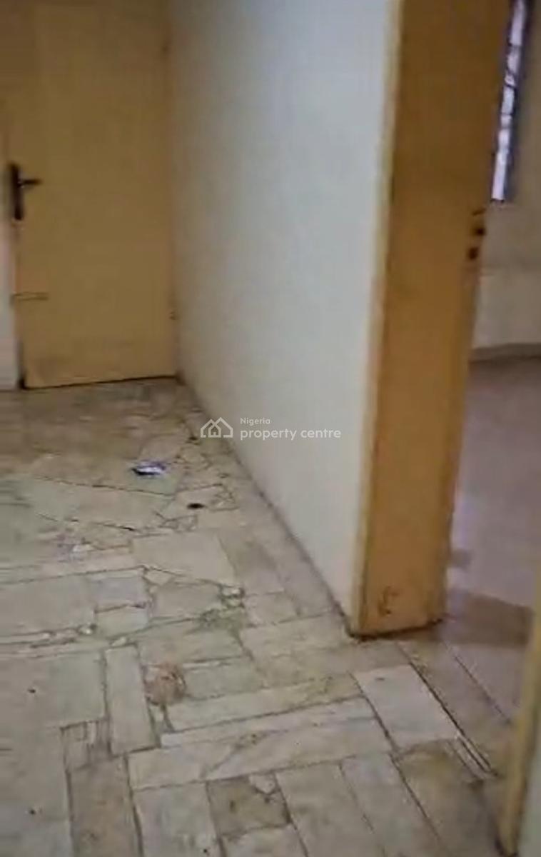Mini Flat, Gra Phase 2, Magodo, Lagos, Mini Flat (room and Parlour) for Rent
