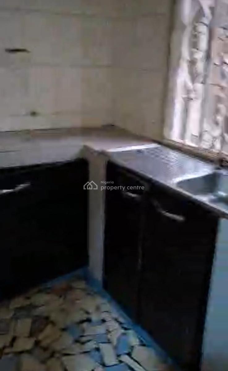 Mini Flat, Gra Phase 2, Magodo, Lagos, Mini Flat (room and Parlour) for Rent