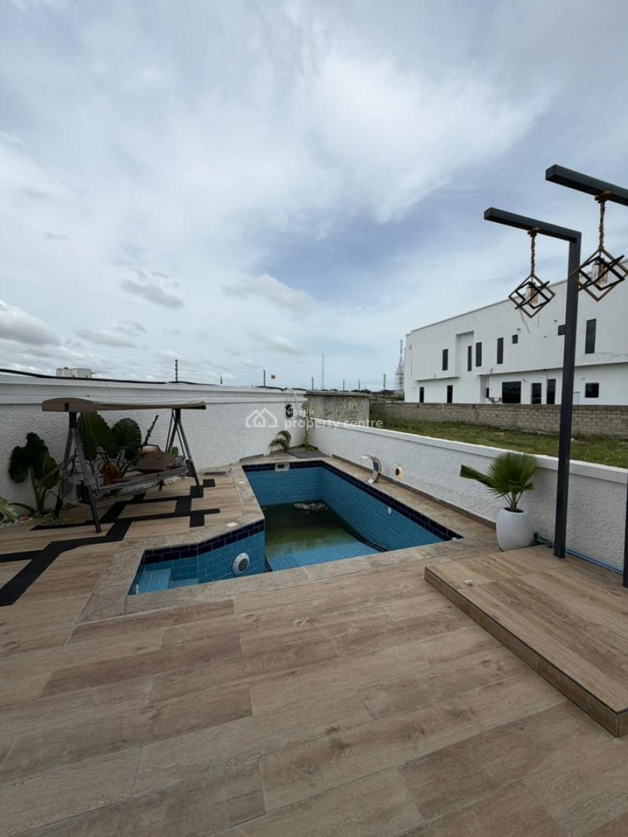 Exquisite 5 B/r Detached House, Lekki, Lagos, Detached Duplex for Sale