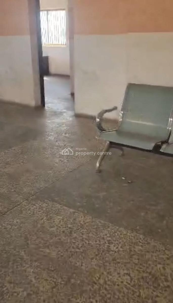 3 Bedroom Flat for Office Use, Jumofaq Bus Stop, Ikorodu, Lagos, Flat / Apartment for Rent