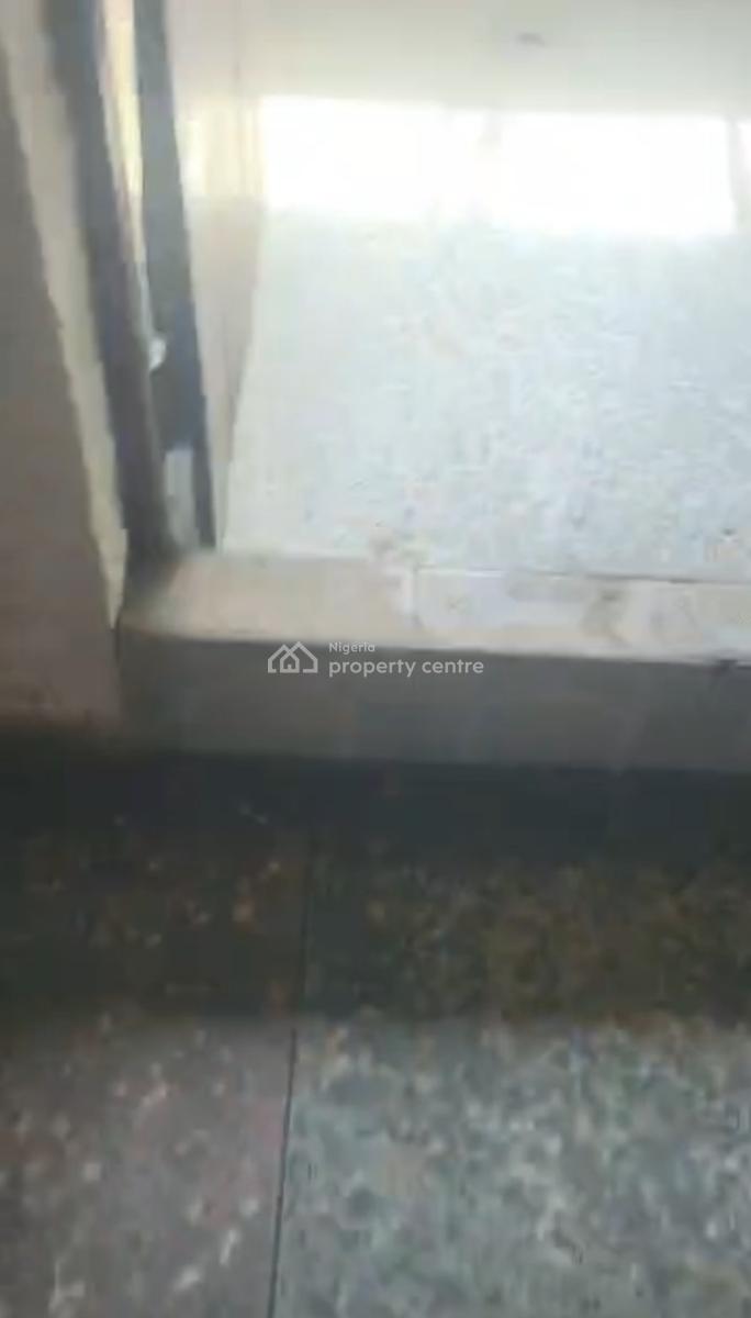 3 Bedroom Flat for Office Use, Jumofaq Bus Stop, Ikorodu, Lagos, Flat / Apartment for Rent