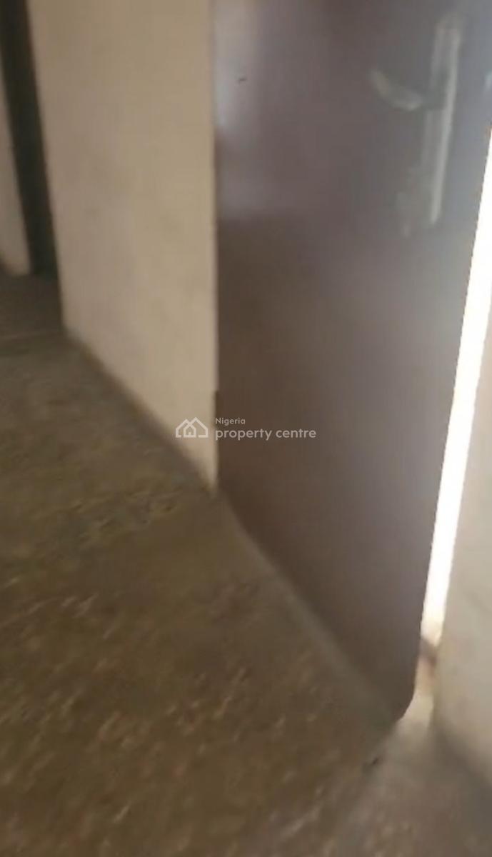 3 Bedroom Flat for Office Use, Jumofaq Bus Stop, Ikorodu, Lagos, Flat / Apartment for Rent