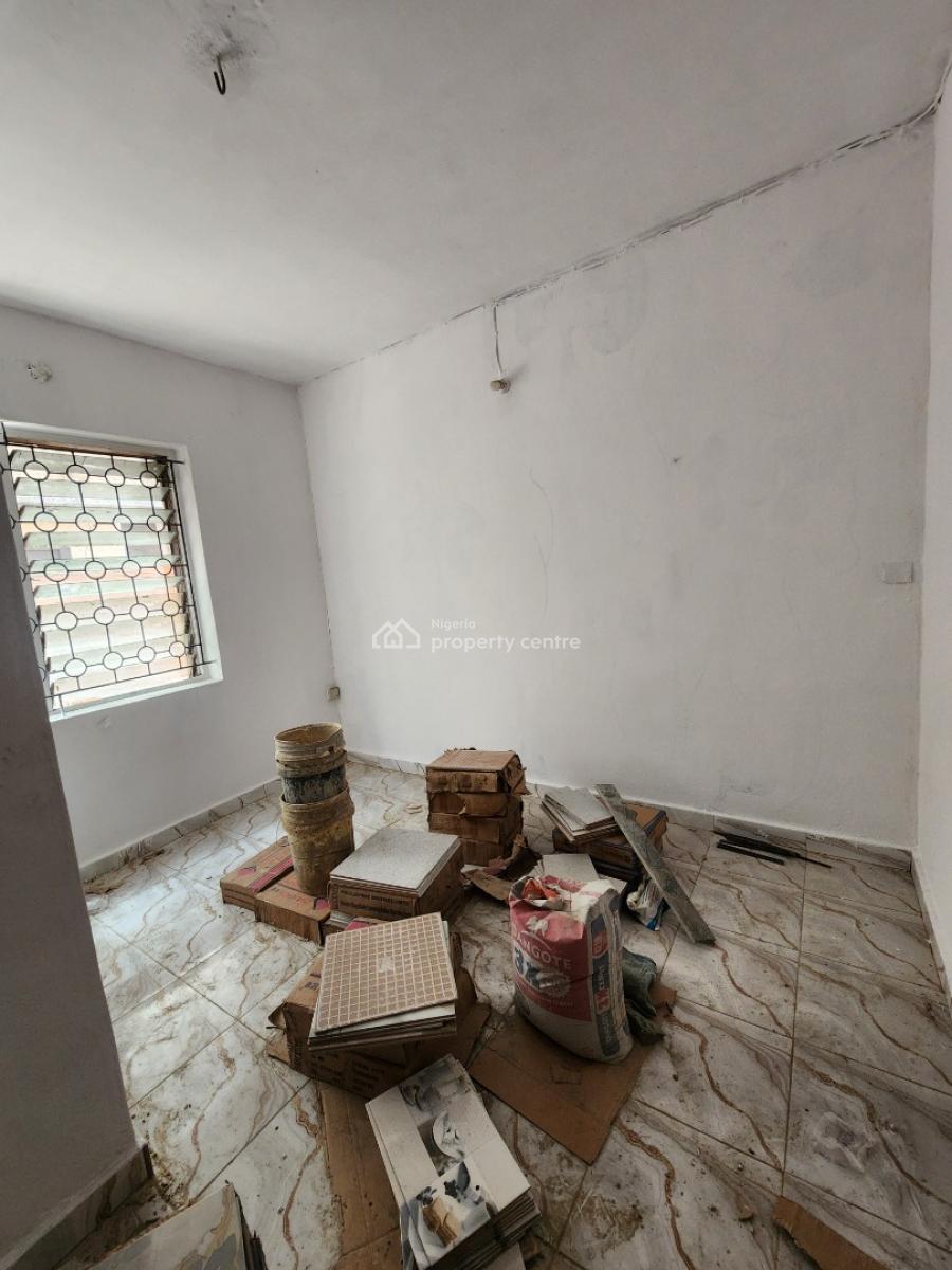 Ground Floor 4 Bedroom Flat with All Rooms Ensuit, Falolu, Surulere, Lagos, Flat / Apartment for Rent