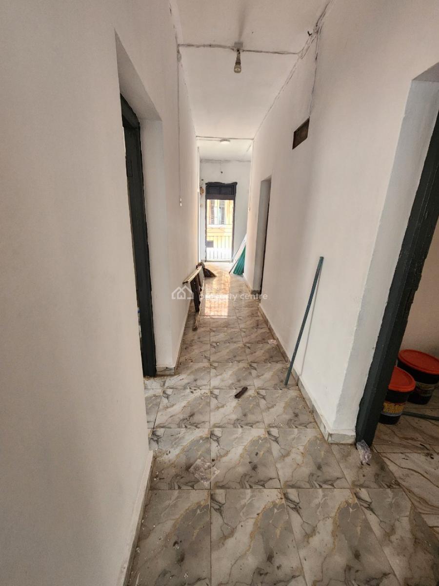 Ground Floor 4 Bedroom Flat with All Rooms Ensuit, Falolu, Surulere, Lagos, Flat / Apartment for Rent