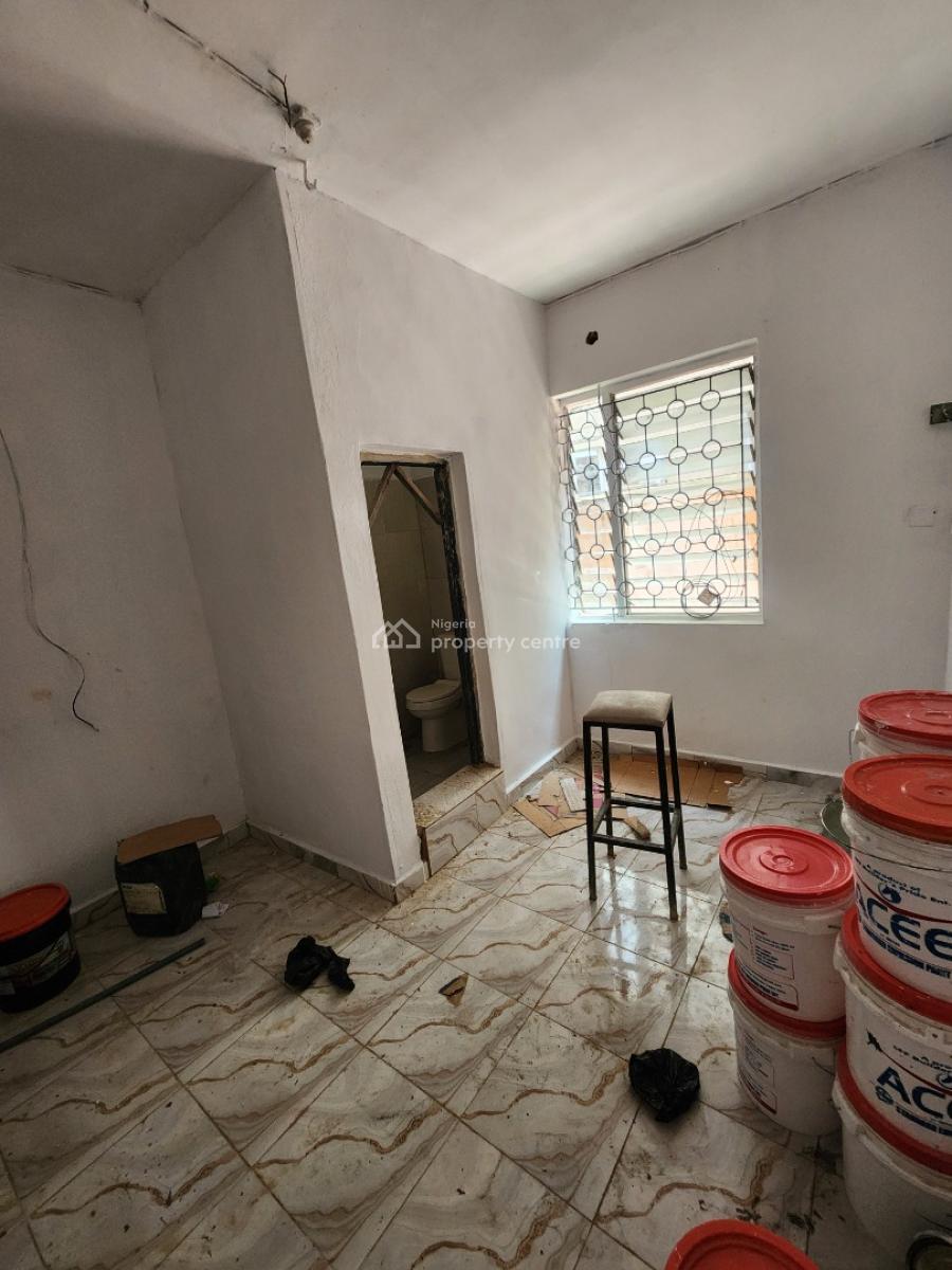 Ground Floor 4 Bedroom Flat with All Rooms Ensuit, Falolu, Surulere, Lagos, Flat / Apartment for Rent