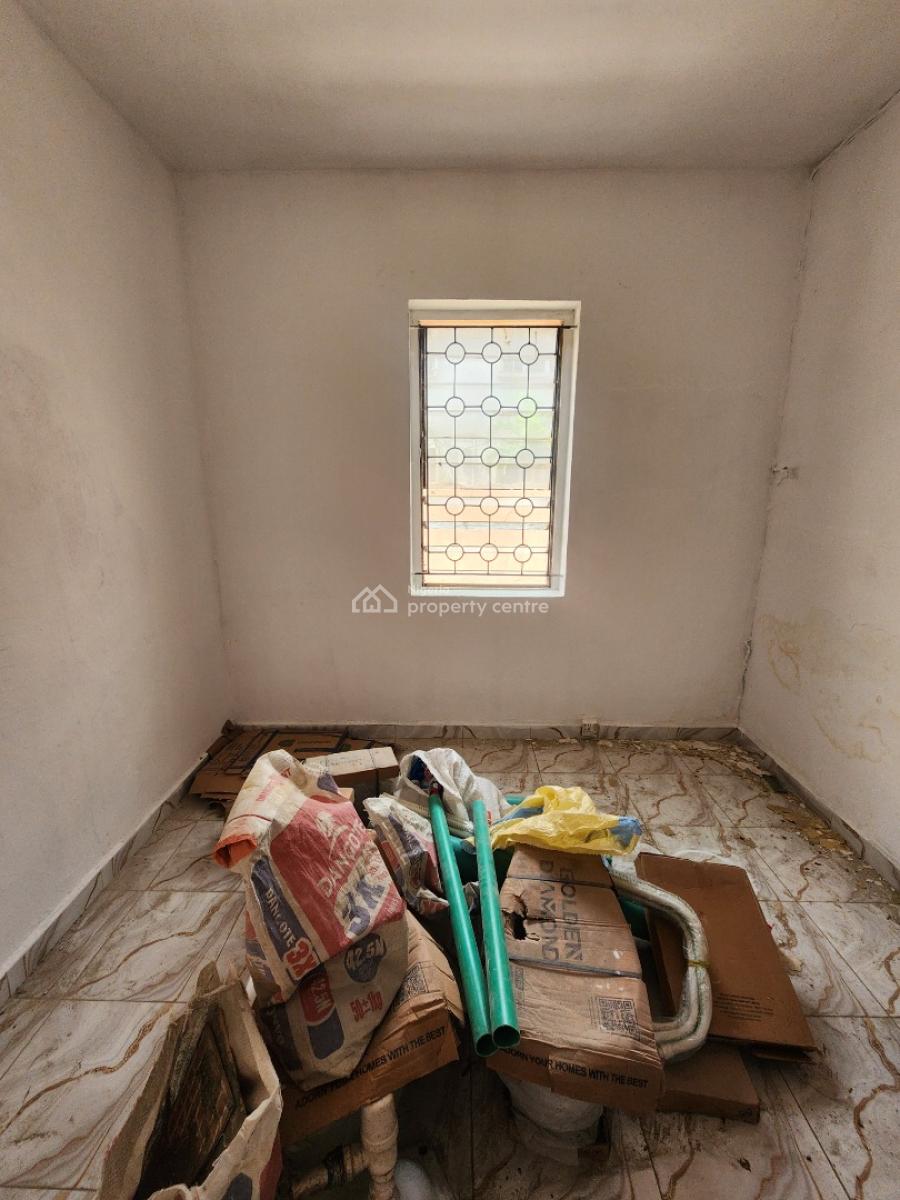 Ground Floor 4 Bedroom Flat with All Rooms Ensuit, Falolu, Surulere, Lagos, Flat / Apartment for Rent