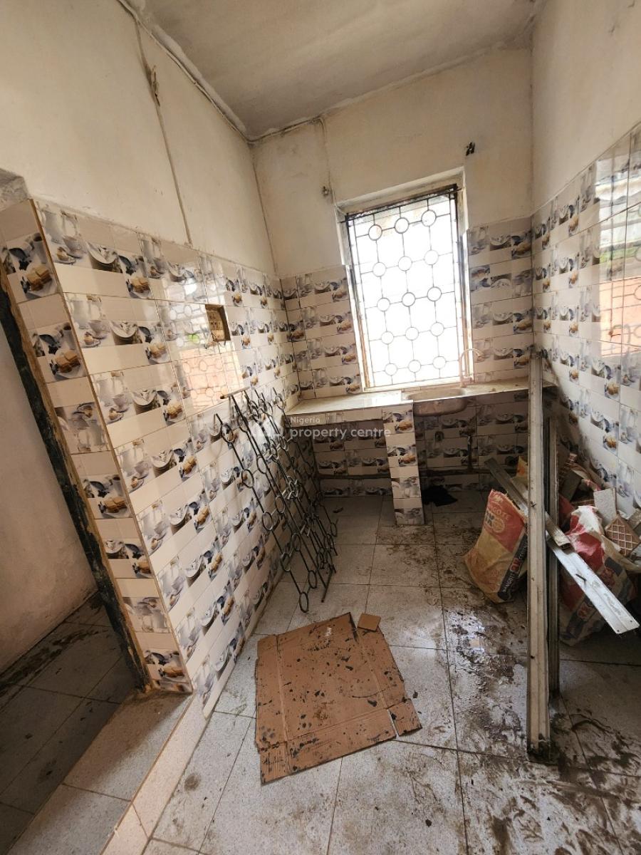 Ground Floor 4 Bedroom Flat with All Rooms Ensuit, Falolu, Surulere, Lagos, Flat / Apartment for Rent