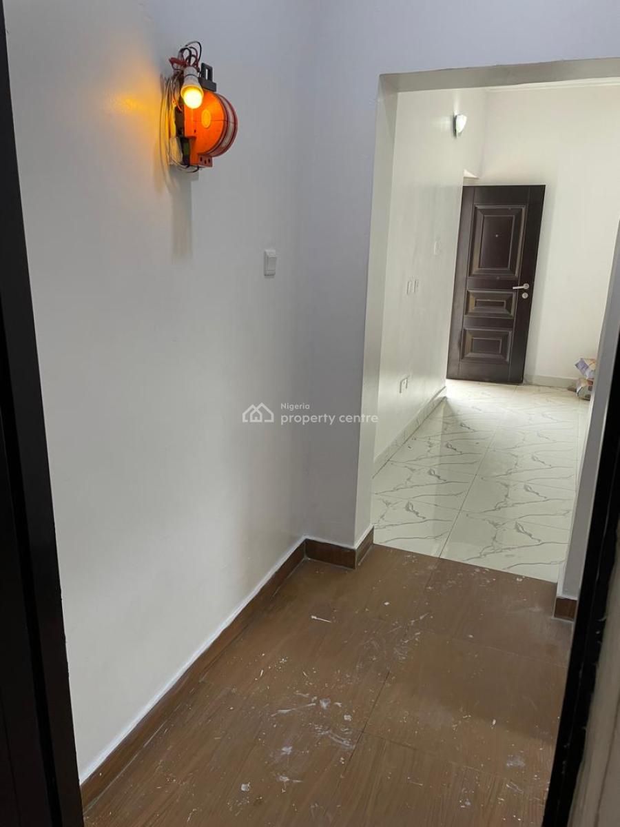 1 Bedroom Mini Flat with Good Road at Ogombo, Tonia Emmanuel Ave, Ogombo Road. Beside Goodnews Estate, Ogombo, Ajah, Lagos, Mini Flat (room and Parlour) for Rent