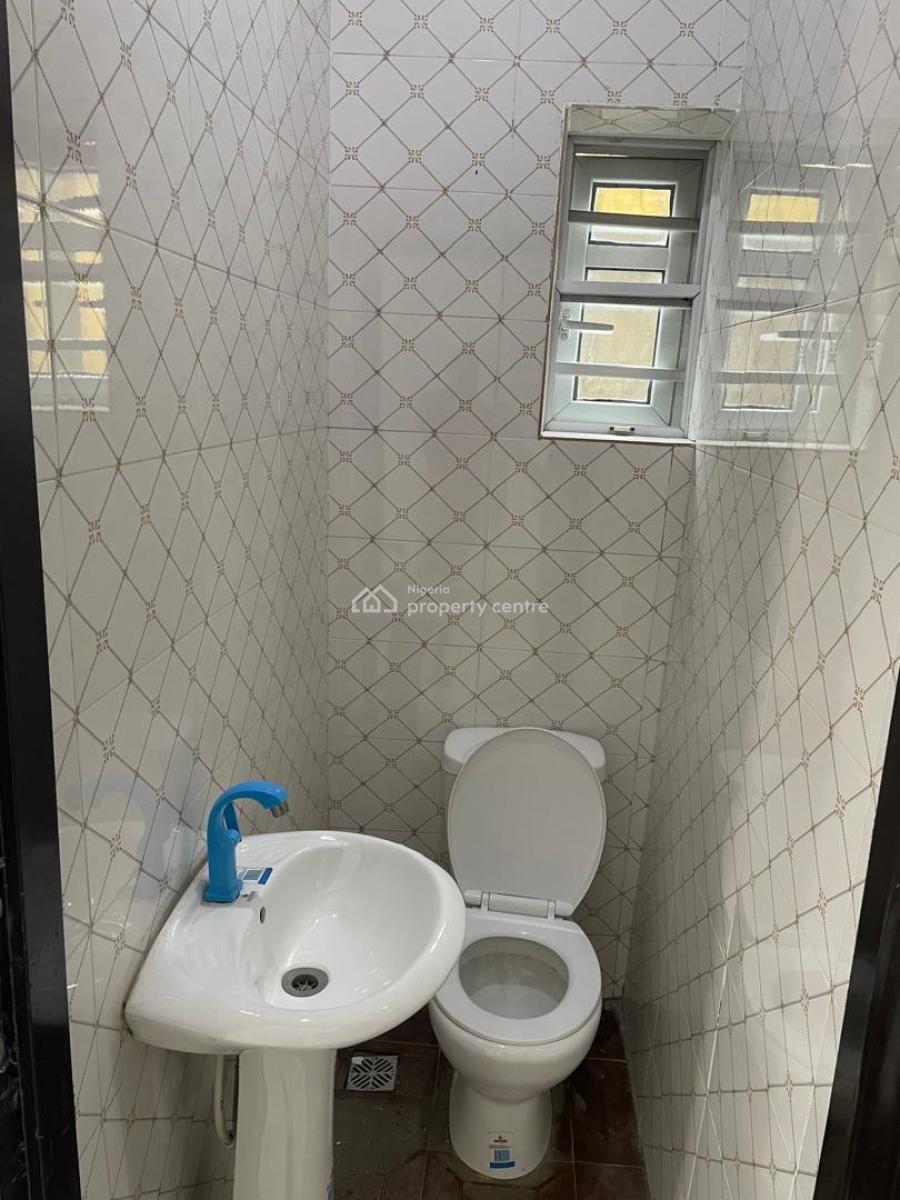1 Bedroom Mini Flat with Good Road at Ogombo, Tonia Emmanuel Ave, Ogombo Road. Beside Goodnews Estate, Ogombo, Ajah, Lagos, Mini Flat (room and Parlour) for Rent