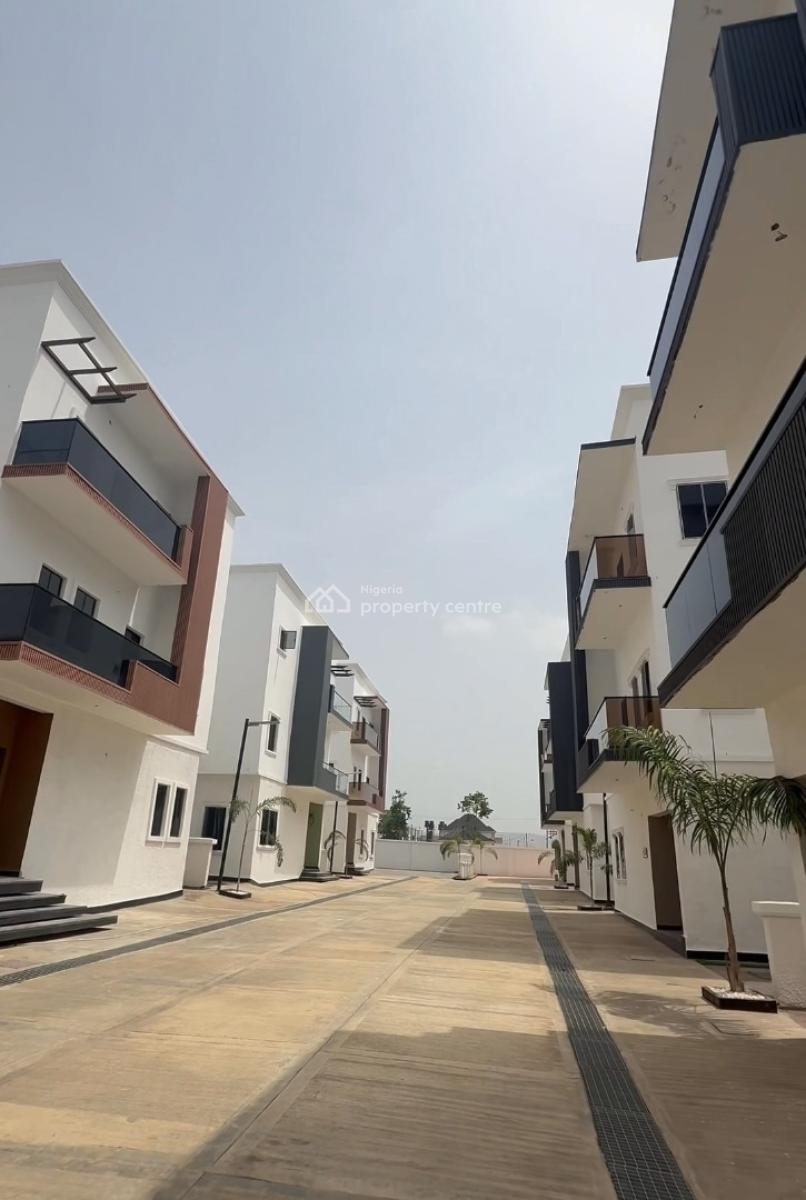 New Listing  Luxury 5 Bedroom Smart Home + Bq  Jahi, Abuja, Jahi, Abuja, Detached Duplex for Sale