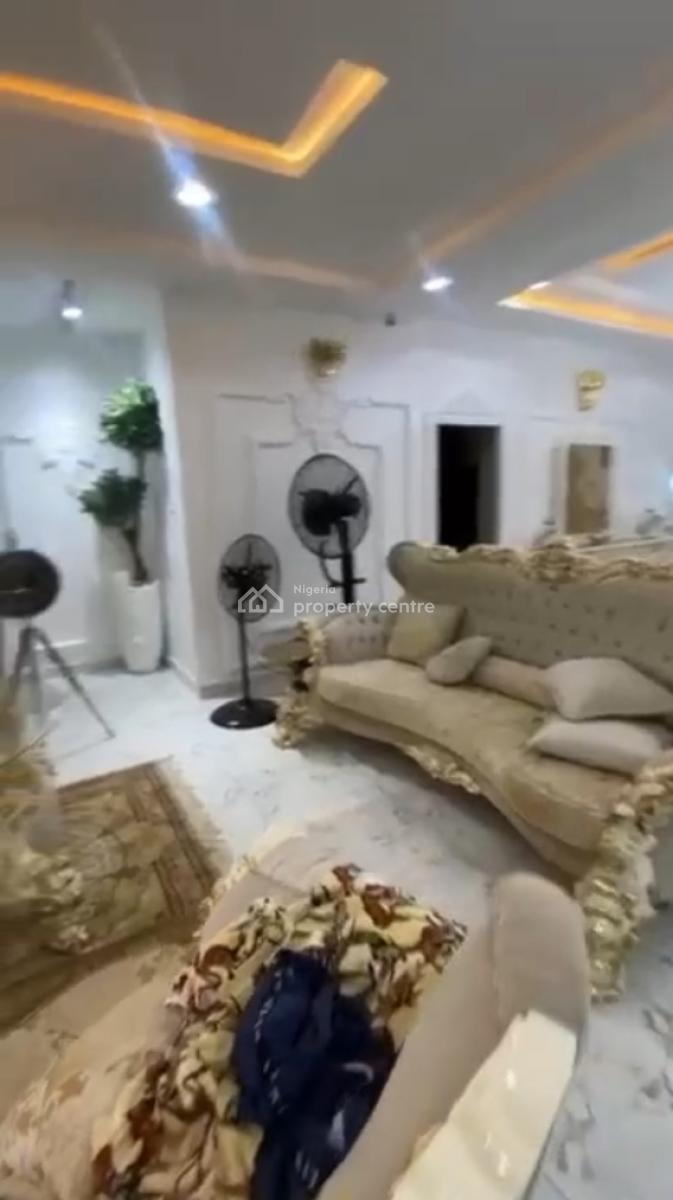 a Furnished 5bedroom Bungalow Penthouse in Lugbe Airport Road, Lugbe District, Abuja, Detached Bungalow for Sale
