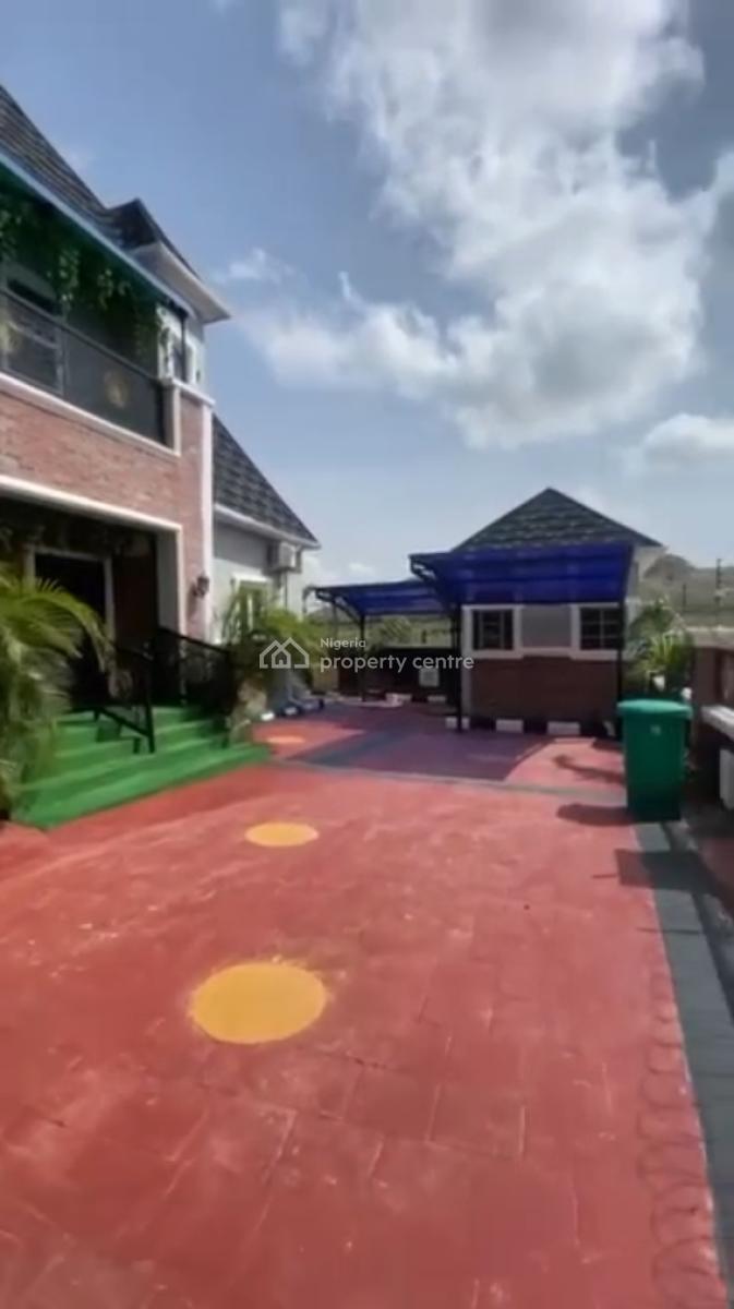a Furnished 5bedroom Bungalow Penthouse in Lugbe Airport Road, Lugbe District, Abuja, Detached Bungalow for Sale