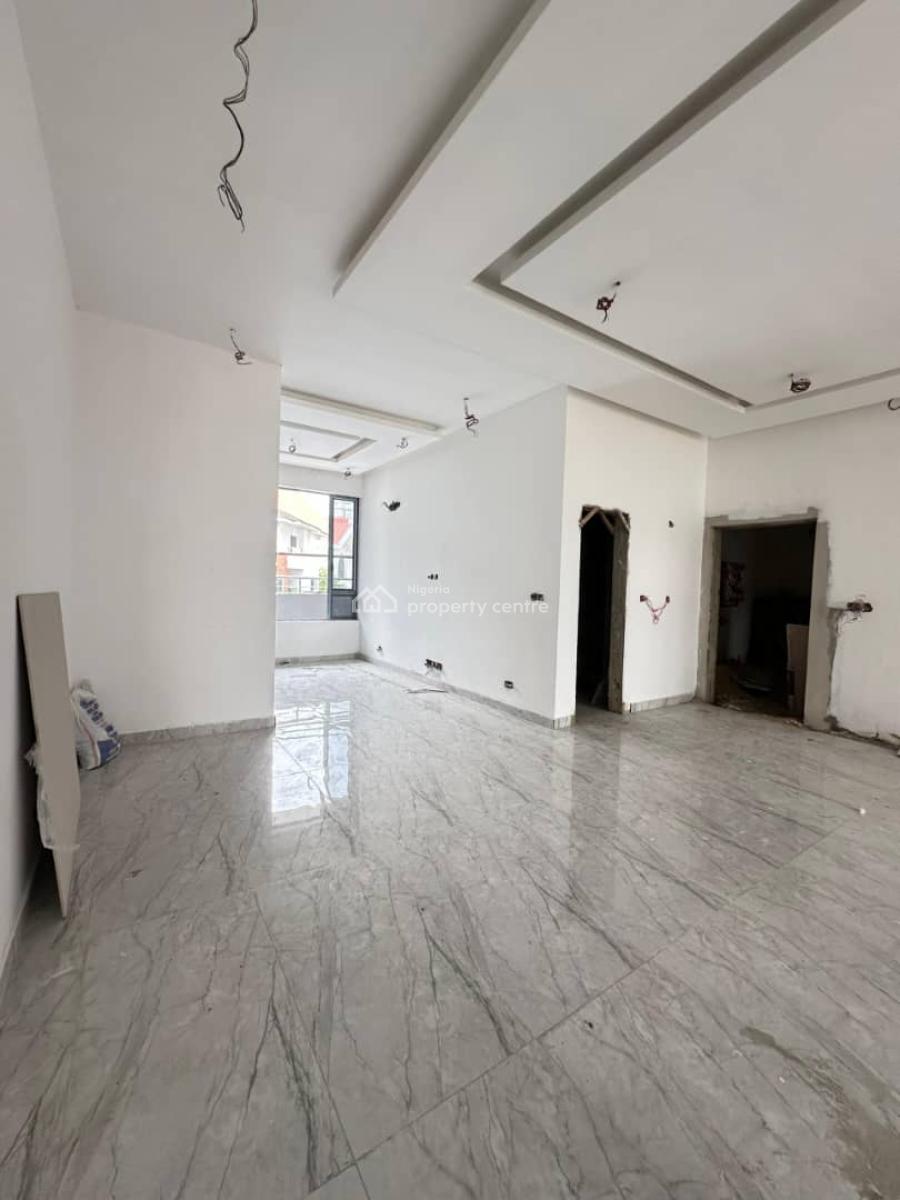 Magnificent 2 Bed Room with Bq., Off Freedom Way, Lekki, Lagos, Flat / Apartment for Sale