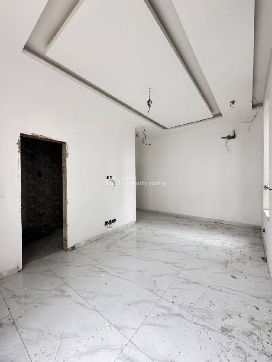 Magnificent 2 Bed Room with Bq., Off Freedom Way, Lekki, Lagos, Flat / Apartment for Sale