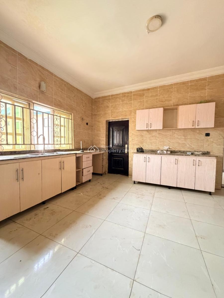 Nice 3 Bedroom Flat on The First Floor, Mabushi, Abuja, Flat / Apartment for Rent