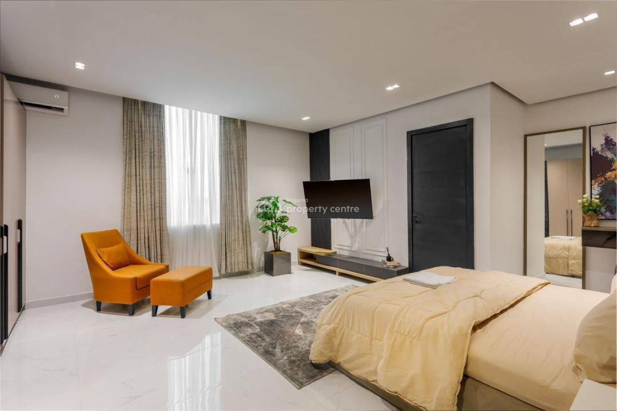 Luxury and Spacious 2 Bedroom Maisonette with 2 Balconies+ Pool +gym, Lekki Phase 1, Lekki, Lagos, Flat / Apartment Short Let