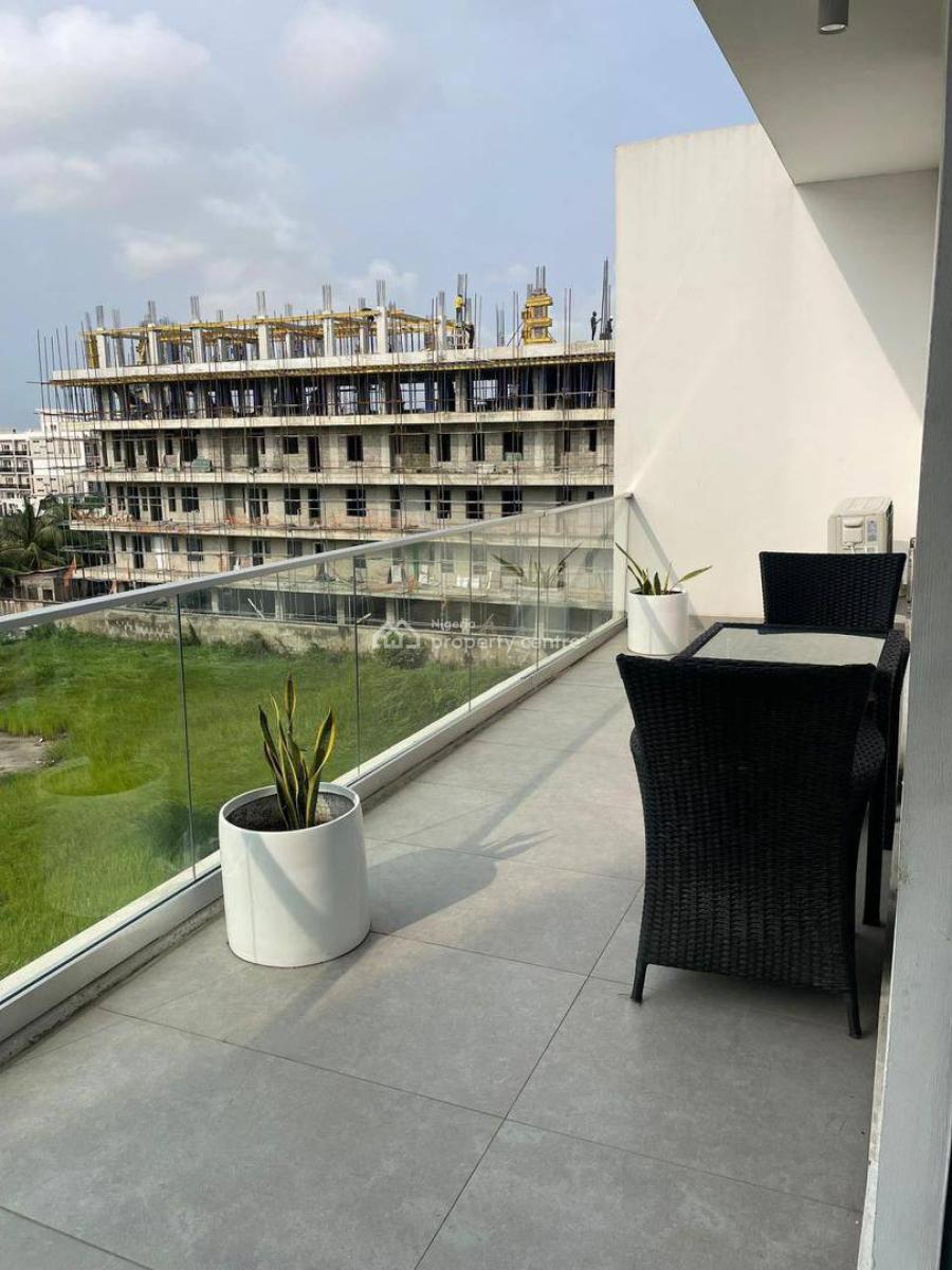 Luxury and Spacious 2 Bedroom Maisonette with 2 Balconies+ Pool +gym, Lekki Phase 1, Lekki, Lagos, Flat / Apartment Short Let
