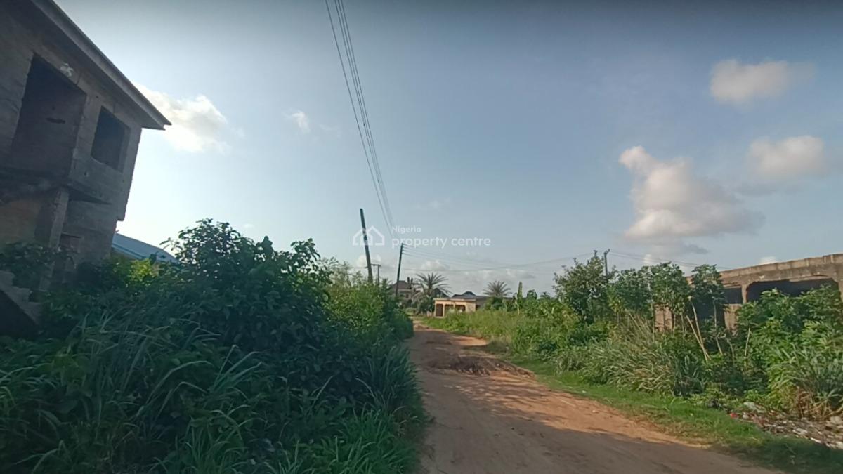 Uncompleted Storey Building of 6unit of 2bedroom Flat on Full Plot, Offin Igbogbo Ikorodu Lagos State, Igbogbo, Ikorodu, Lagos, Block of Flats for Sale