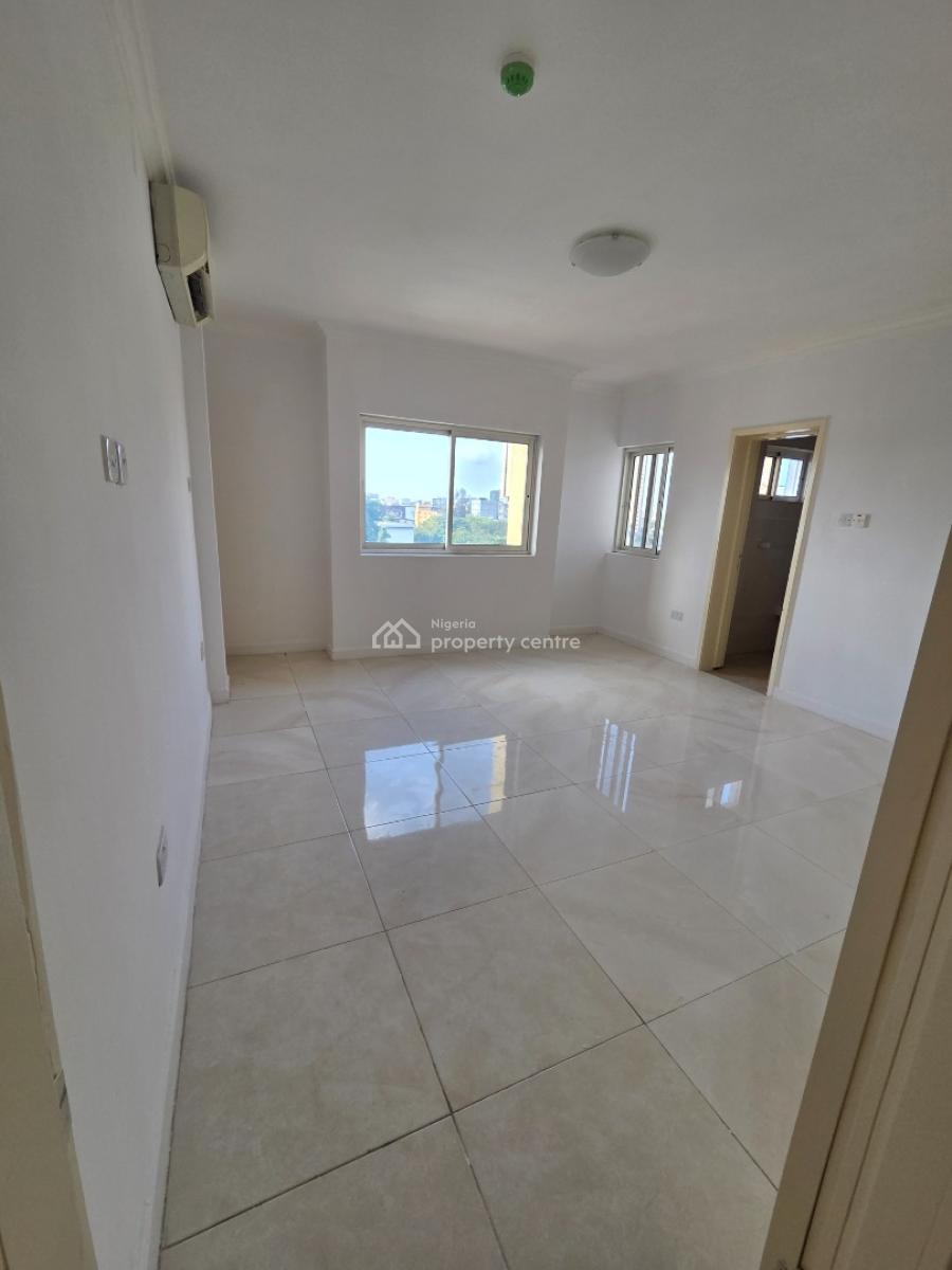 a Fully  Serviced  3 Bedroom  Apartment  with a Room Bq, Victoria Island (vi), Lagos, Flat / Apartment for Rent