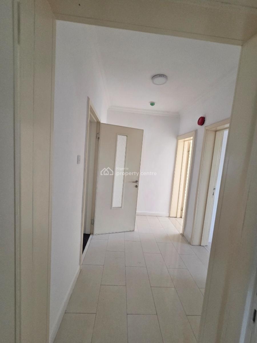 a Fully  Serviced  3 Bedroom  Apartment  with a Room Bq, Victoria Island (vi), Lagos, Flat / Apartment for Rent
