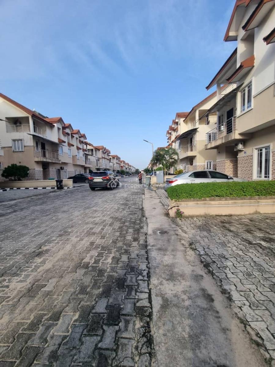 Fully Serviced 4 Bedrooms Terrace Duplex with Bq, Orchid Lekki ,cooplag Estate, Lekki Phase 2, Lekki, Lagos, Terraced Duplex for Rent