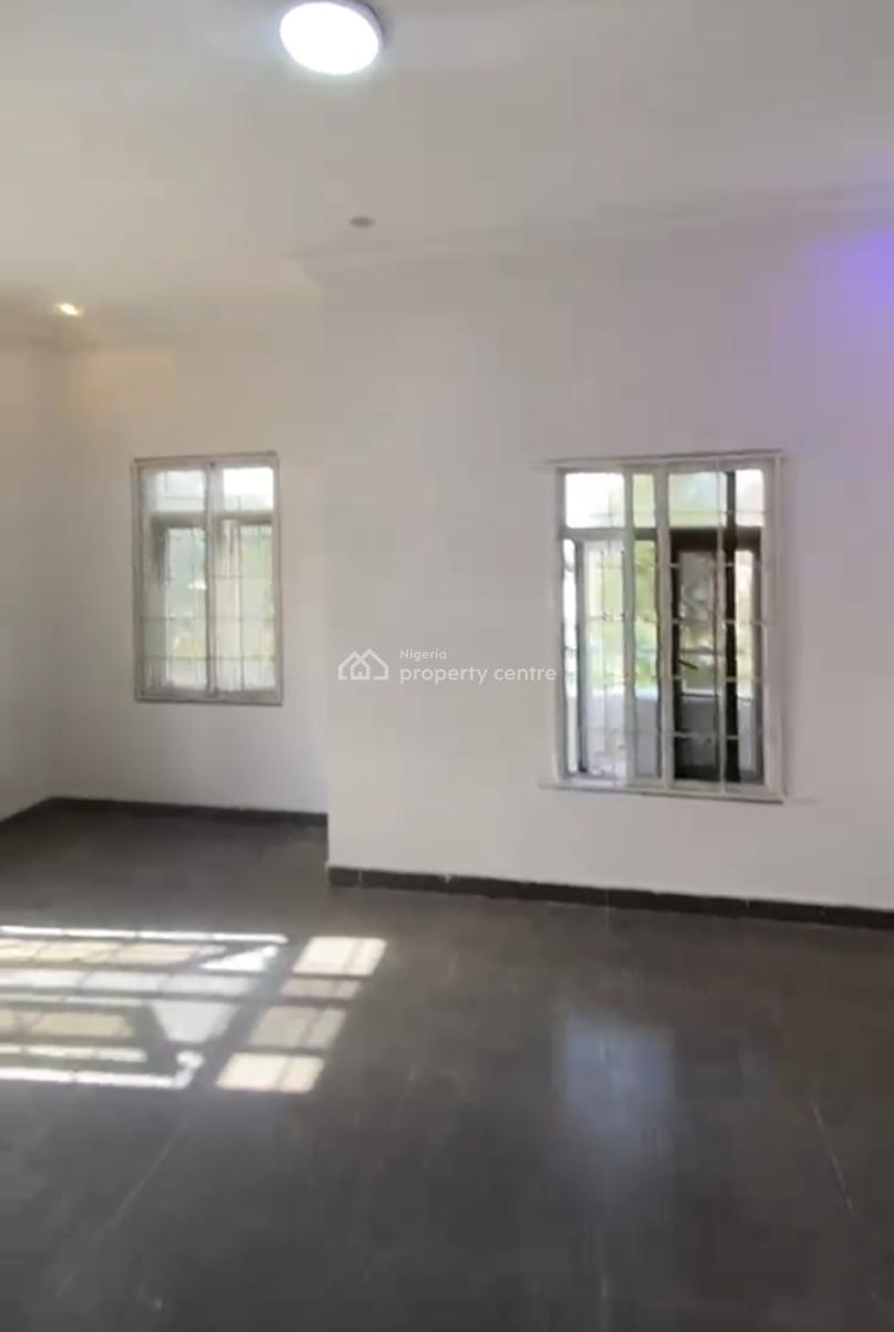 Specious Madtor Bedroom Shared Apartment in Chevron, Chevy View Estate Chevron, Lekki, Lagos, Flat / Apartment for Rent