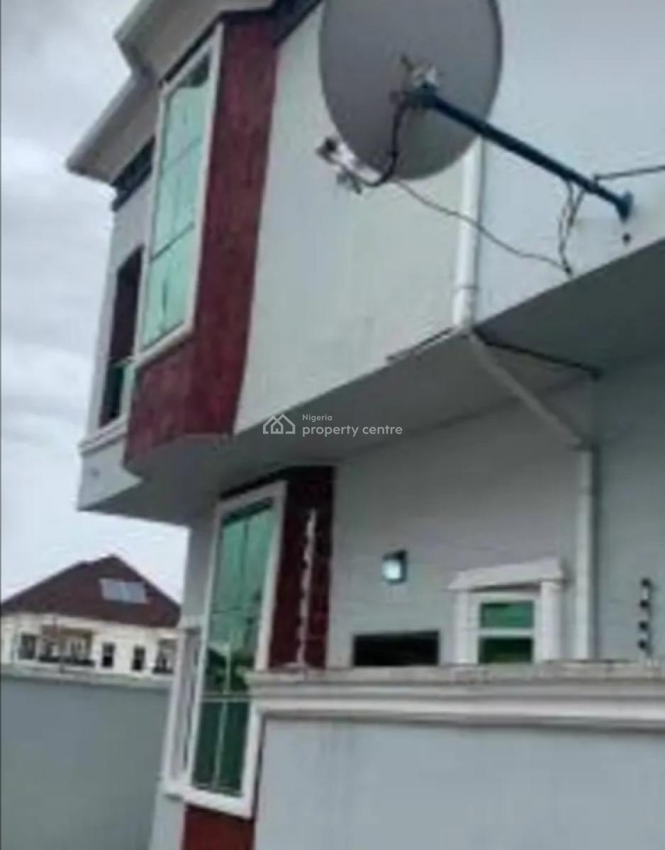 Well Maintained Property, Ikota, Lekki Phase 1, Lekki, Lagos, Semi-detached Duplex for Sale