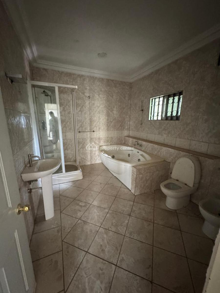 a 5 Bedroom Detached Duplex Bq & Guest Chalet, Nice Location at Maitama, Maitama District, Abuja, Detached Duplex for Rent