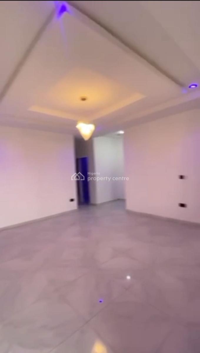 Neatly Finished Spacious 3-bedroom Apartment, Dawaki, Dawaki, Gwarinpa, Abuja, Flat / Apartment for Sale