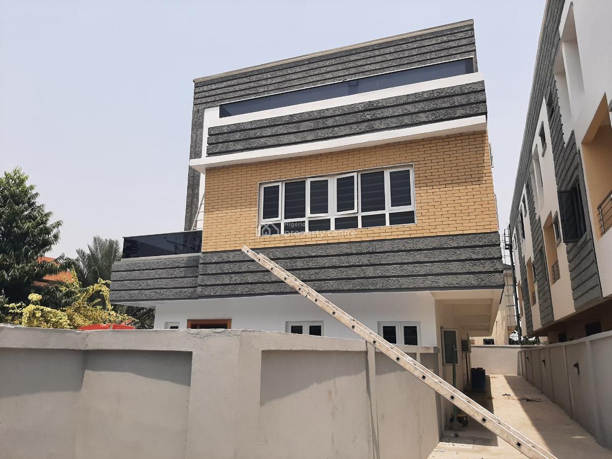 Tastefully Finished and Self-serviced and Self-compound 5 Bedroom En-s, Lekki Phase 1, Lekki, Lagos, Semi-detached Duplex for Rent