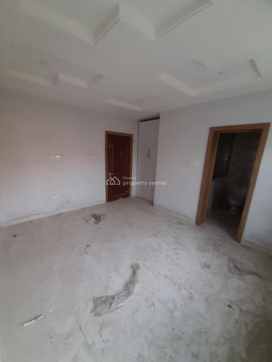 Tastefully Finished and Self-serviced and Self-compound 5 Bedroom En-s, Lekki Phase 1, Lekki, Lagos, Semi-detached Duplex for Rent
