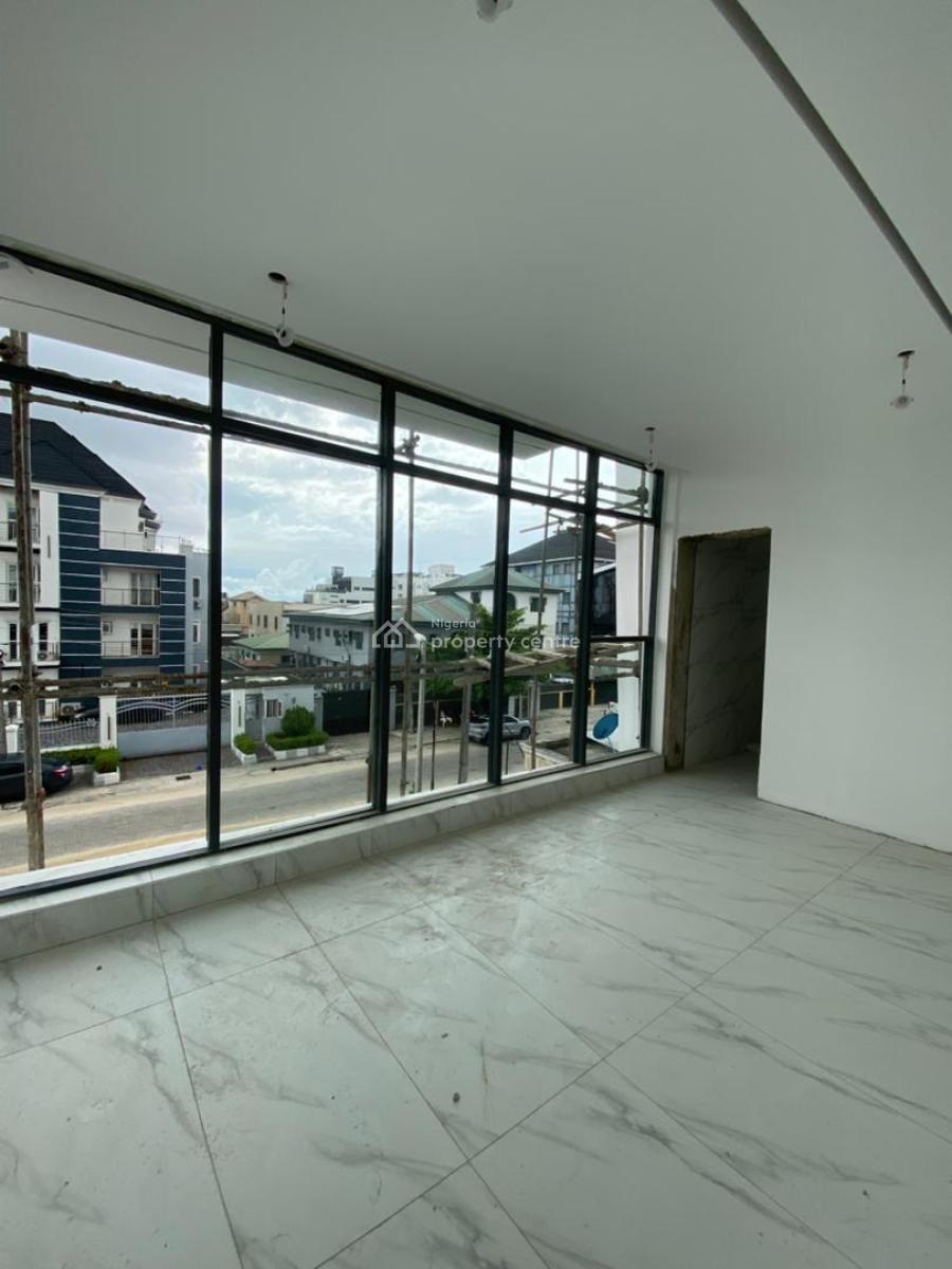 Exquisitely Built 2-bedroom Apartment Located in a Prime Environment, Lekki Phase One, Lekki, Lagos, Block of Flats for Sale