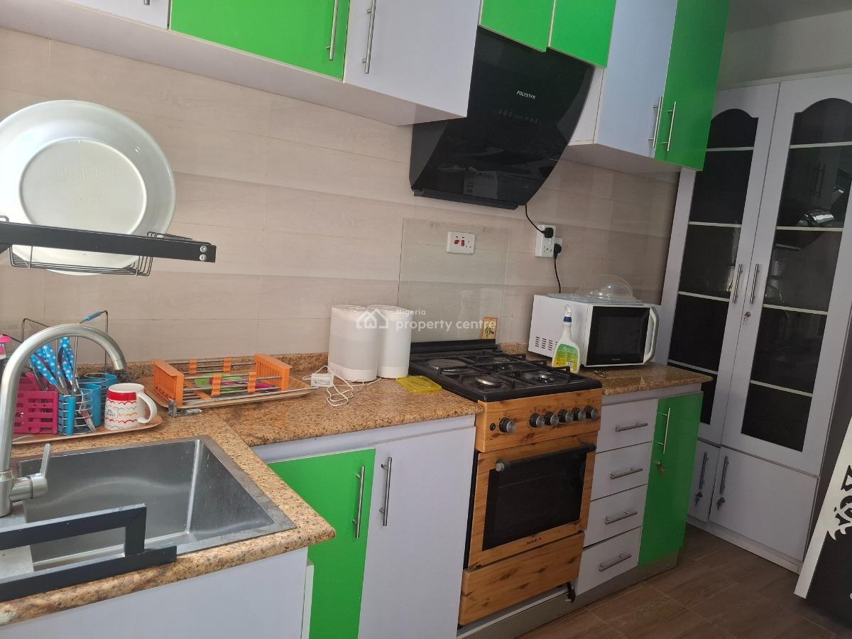 Nice 1 Bedroom Flat with Solar for Office Or Residence, Nice Location at Wuse2, Wuse 2, Abuja, Flat / Apartment for Sale