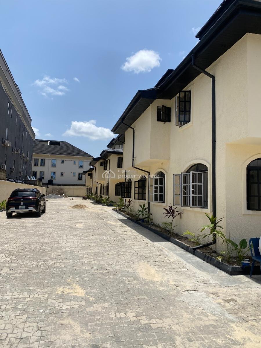Clean and Standard 2 Bedroom Apartment, Oniru, Oniru, Victoria Island (vi), Lagos, Flat / Apartment for Rent