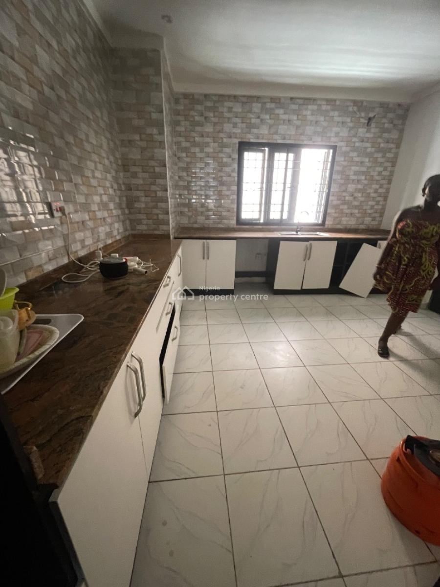 Luxury Spacious Room with Elevator and  Wardrobe, Orchid, Lekki, Lagos, House for Rent